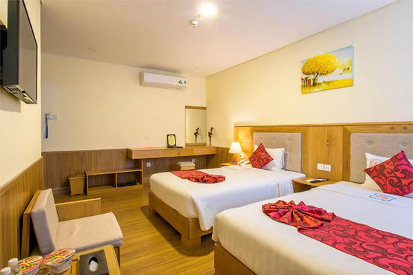 deluxe twin golden sea đà nẵng
