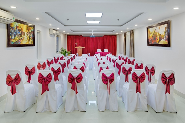 Khách Sạn Golden Star đà nẵng hội nghị